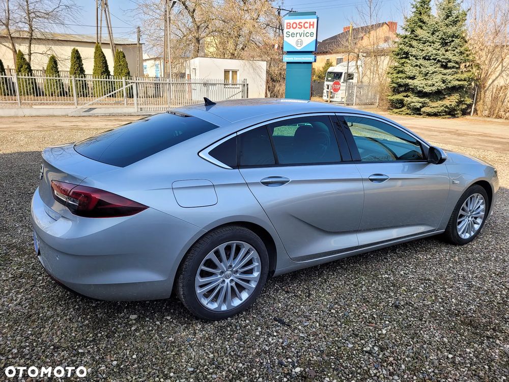 Opel Insignia 2.0 CDTI Innovation S&S - 11