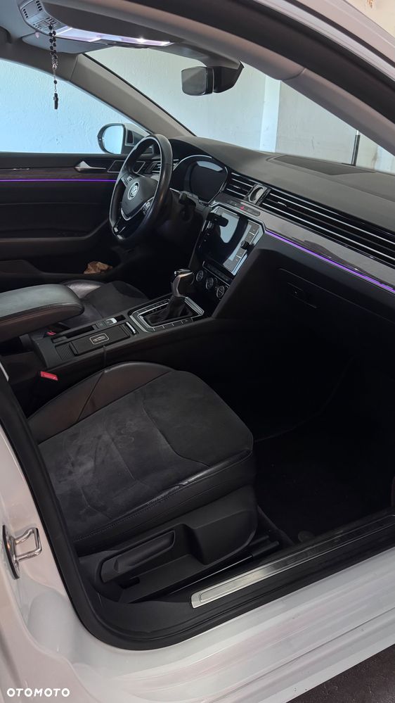 Volkswagen Arteon 2.0 TDI SCR Elegance DSG - 9