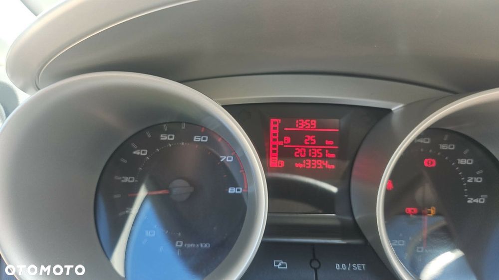 Seat Ibiza SC 1.4 16V Sport - 21