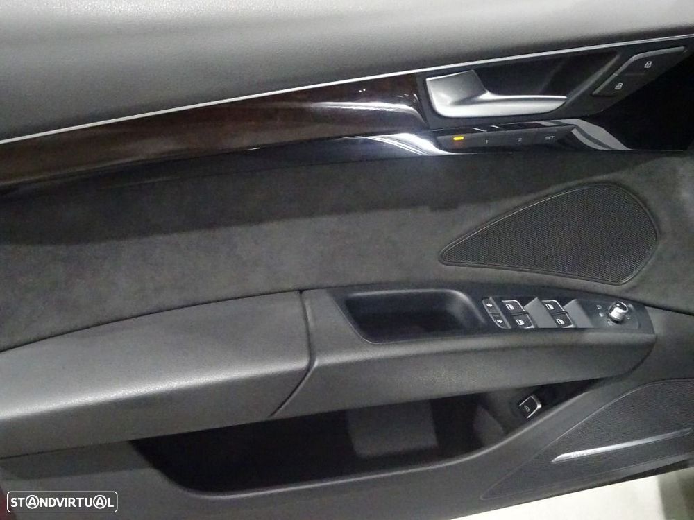 Audi A8 3.0 TDI V6 quattro Clean Diesel - 9