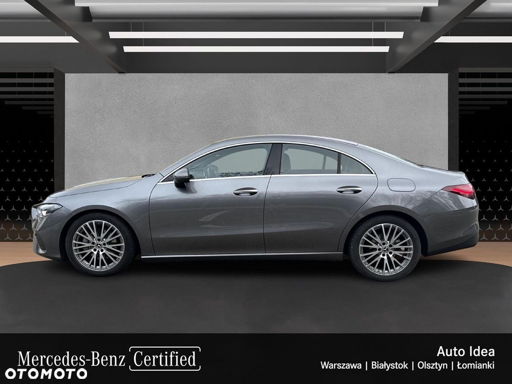 Mercedes-Benz CLA 180 Progressive 7G-DCT - 8