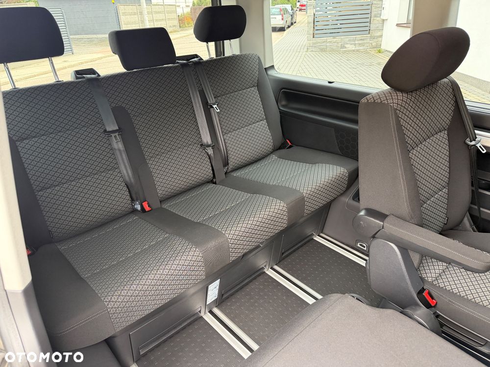 Volkswagen Multivan 2.0 TDI L1 Business 4Motion DSG - 27