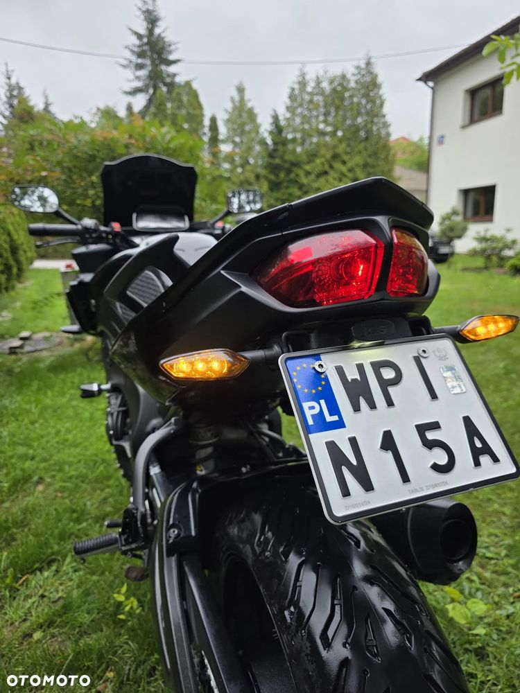 Yamaha FZ8 - 7
