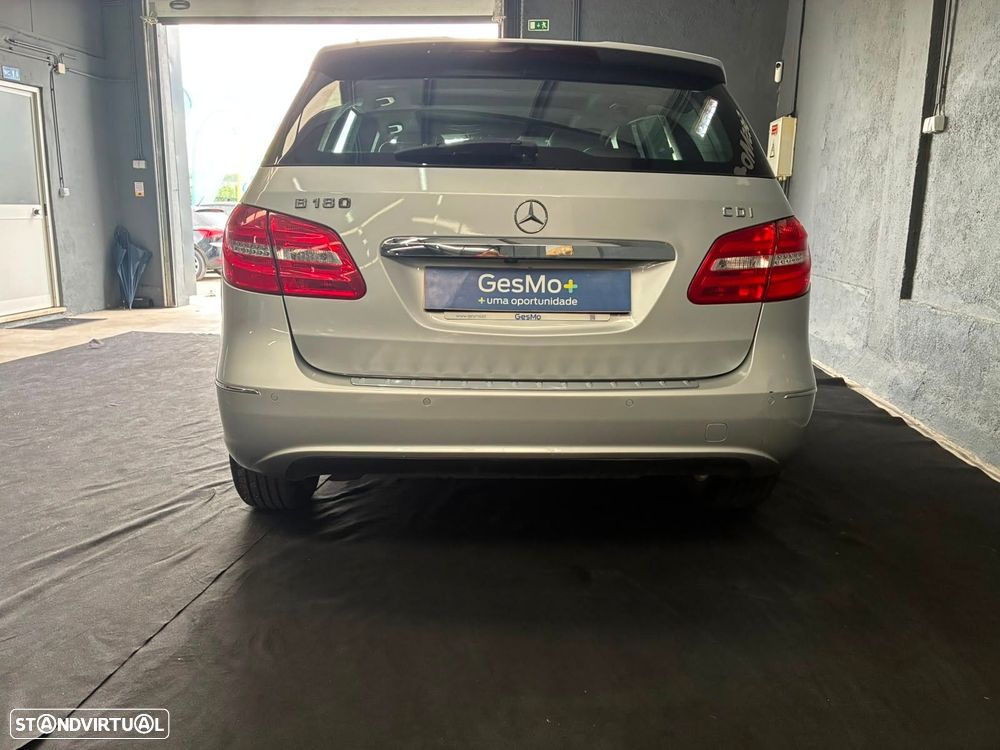 Mercedes-Benz B 180 CDI BlueEFFICIENCY - 7