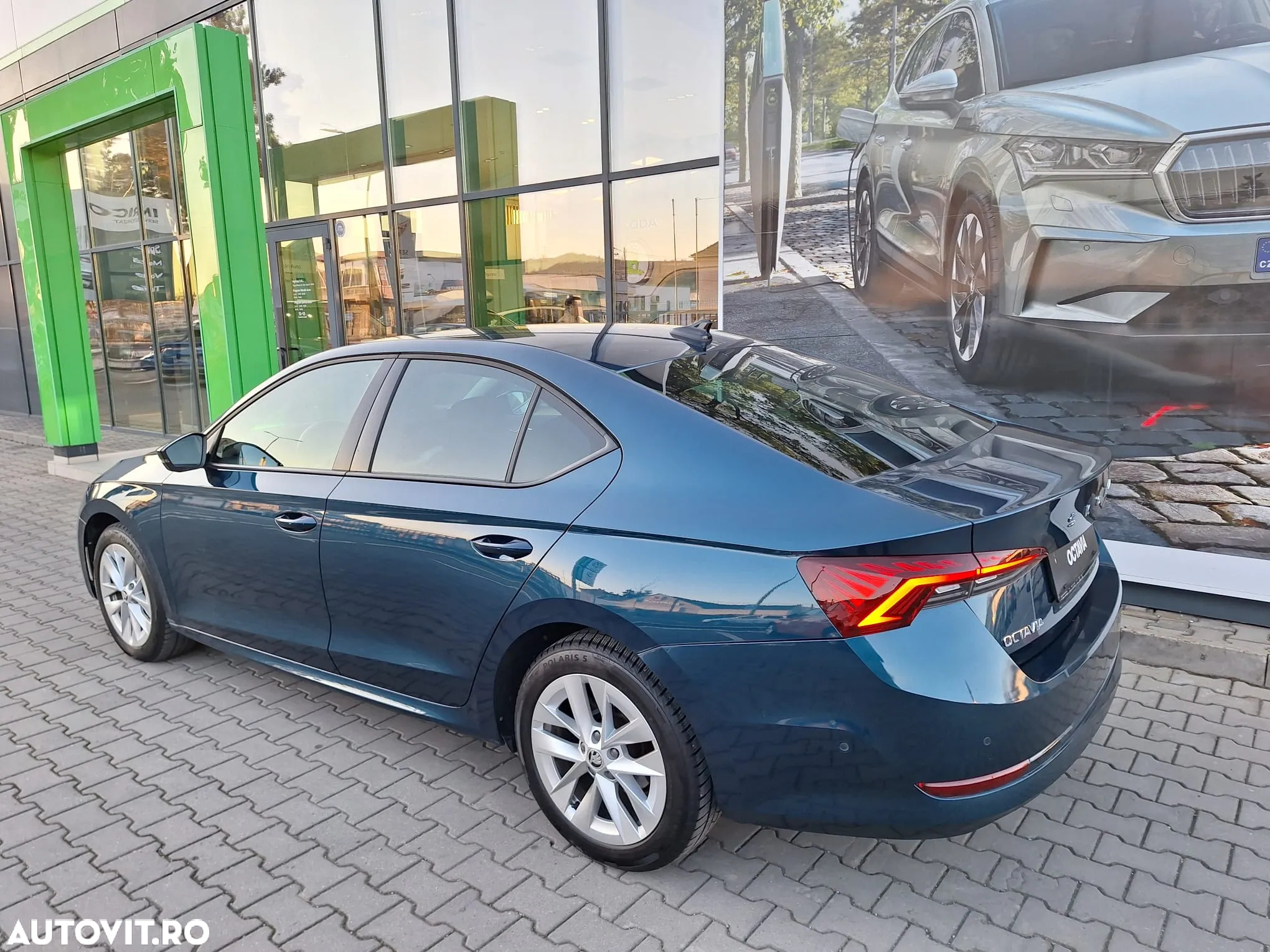 Skoda Octavia 2.0 TDI DSG Style - 4