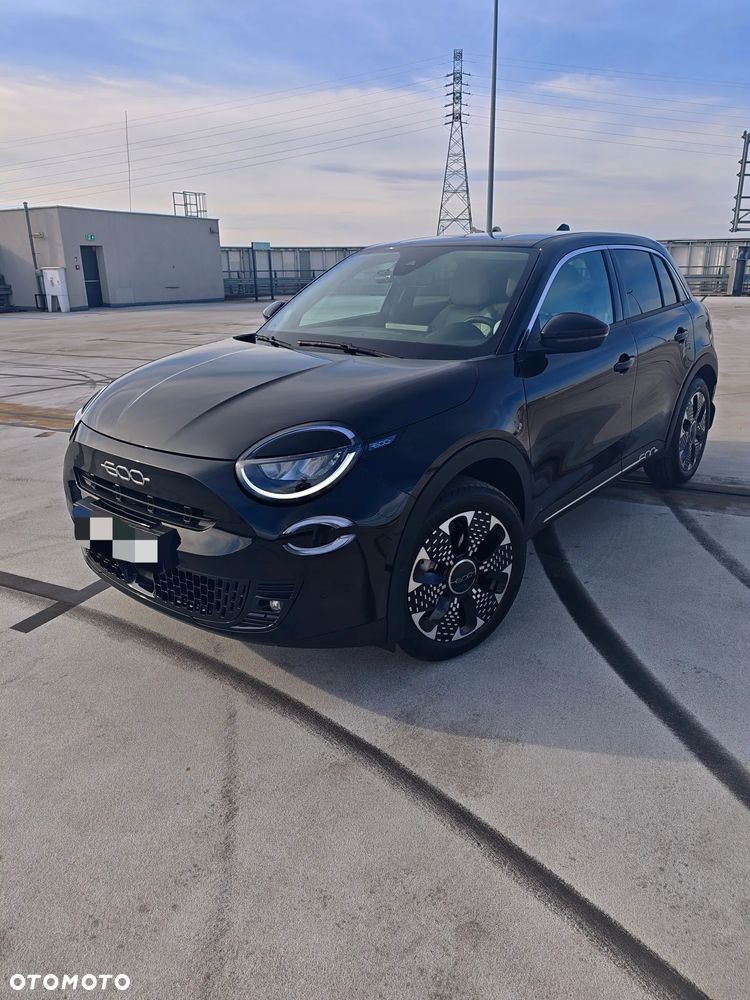 Fiat 600 1.2 Turbo La Prima eDCT - 1