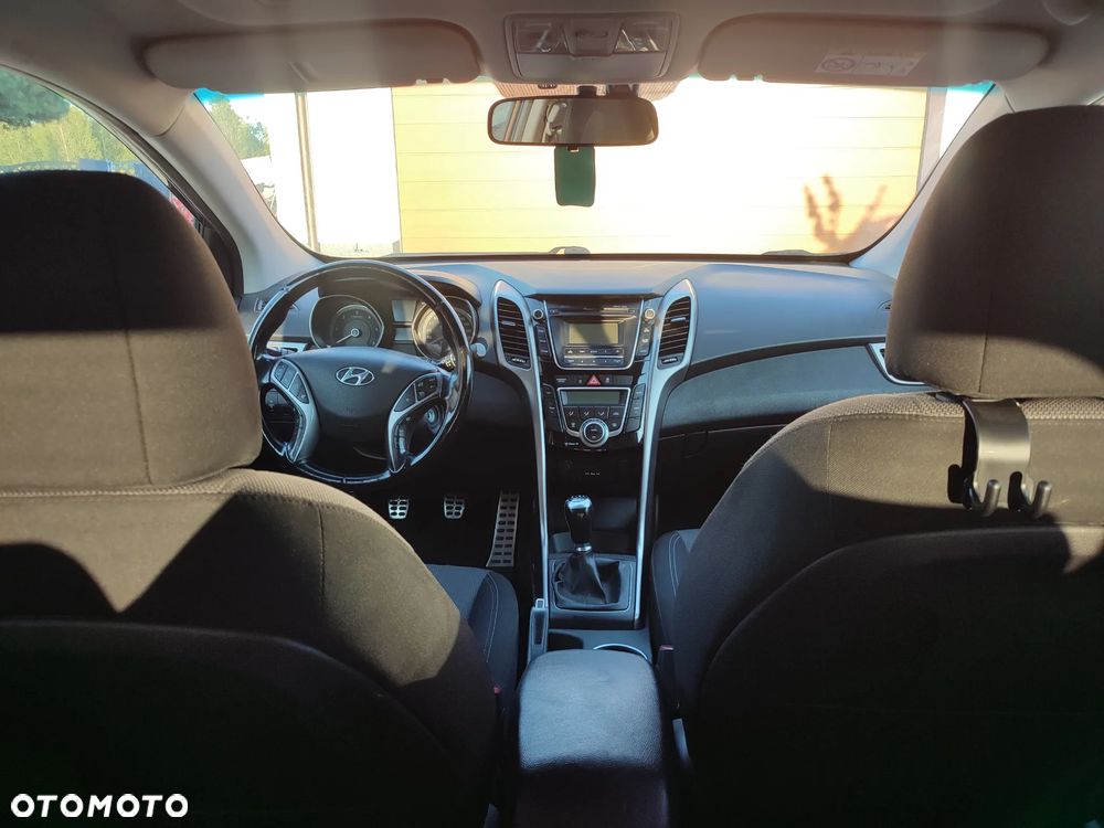 Hyundai i30 1.6 CRDi Classic - 8
