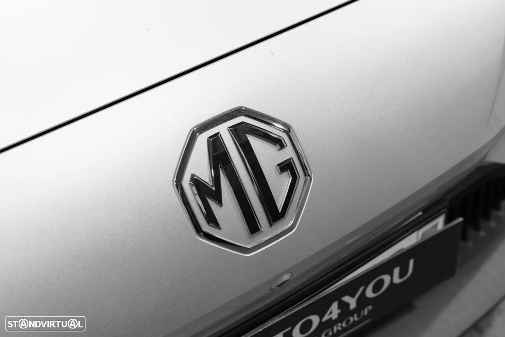 MG MG4 77 kWh Extended Range Luxury - 13