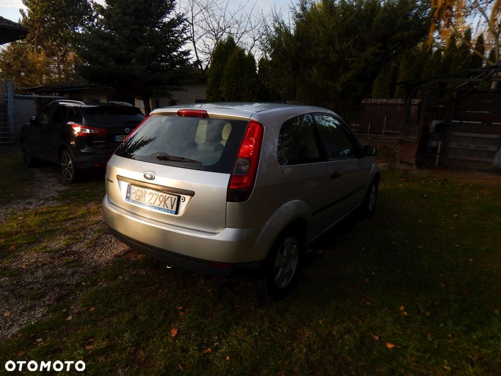 Ford Fiesta 1.25 Trend - 6
