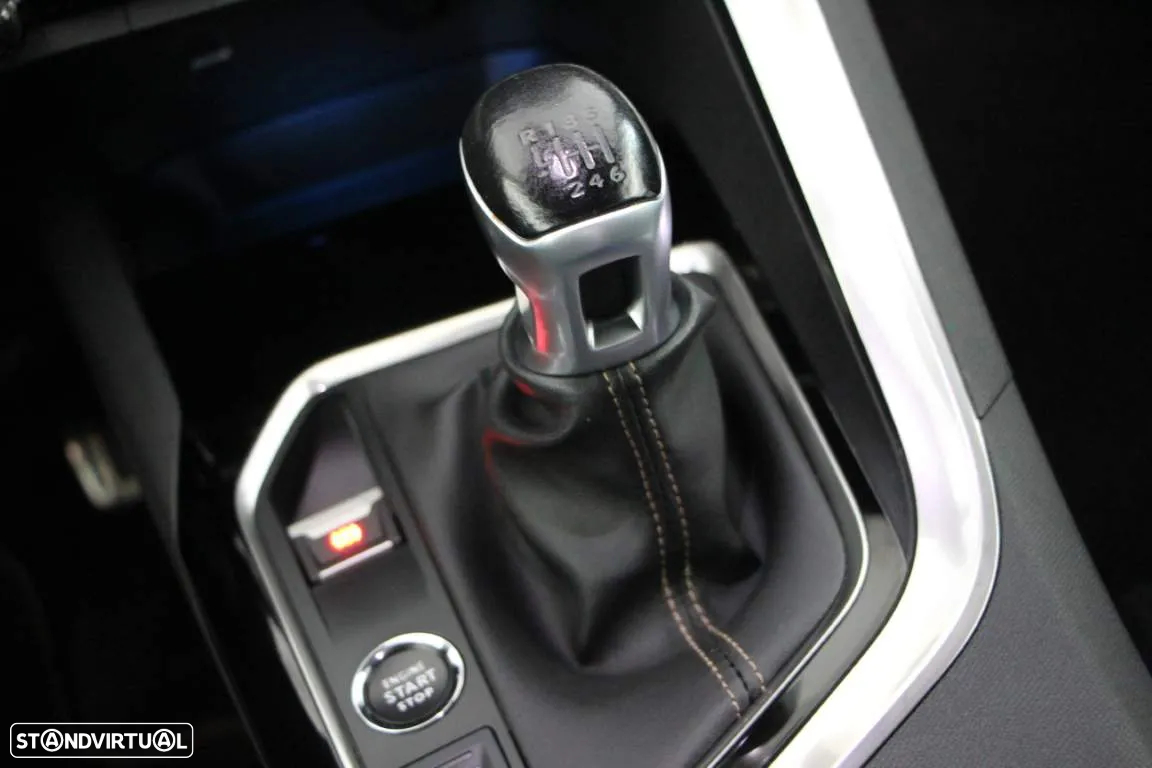 Peugeot 5008 1.5 BlueHDi GT - 16