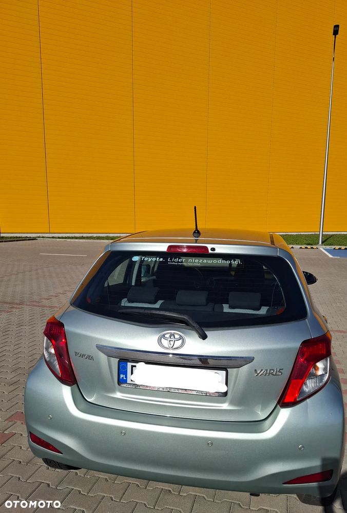 Toyota Yaris 1.33 Prestige - 9