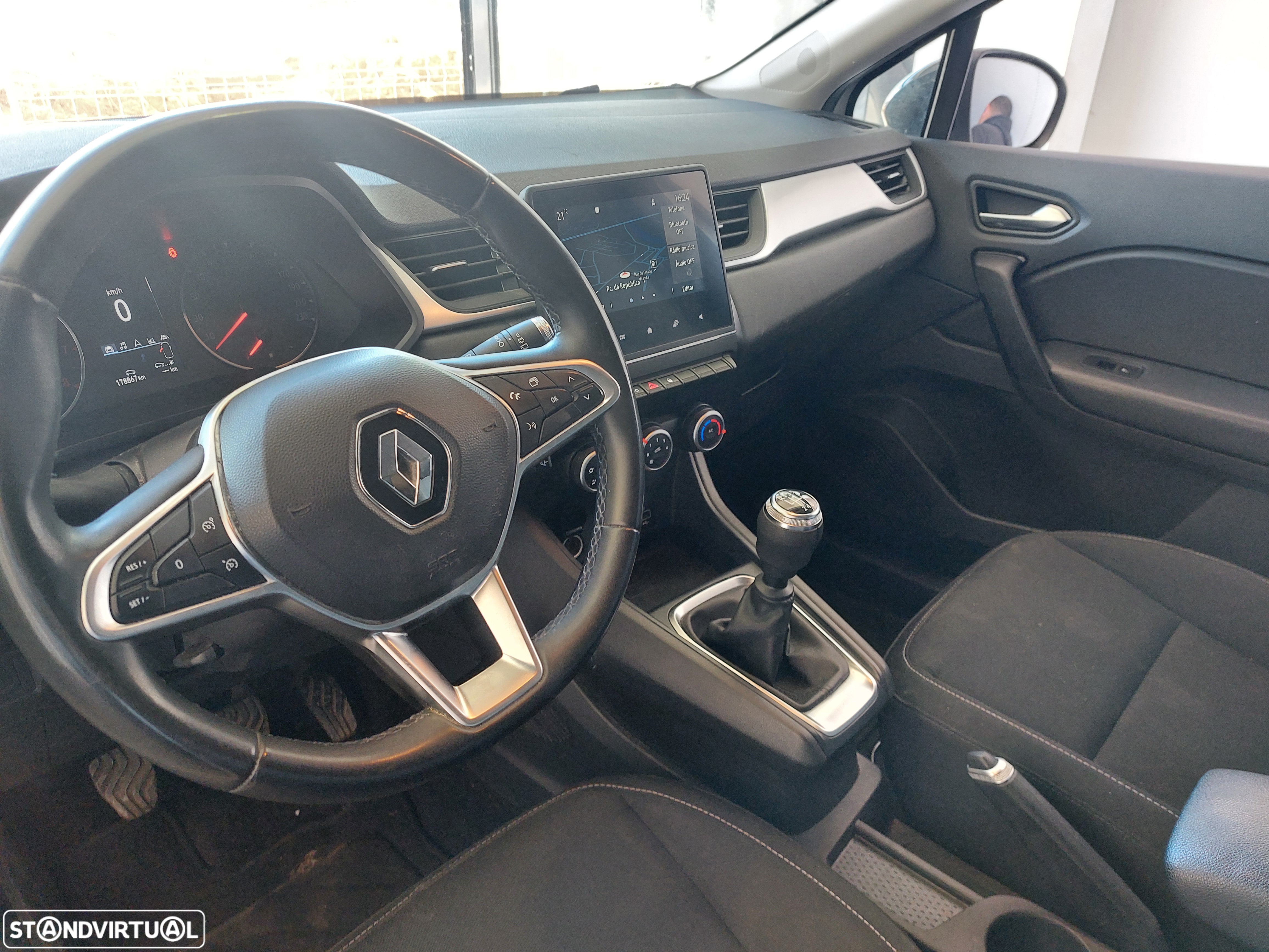 Renault Captur TCe 90 INTENS - 4
