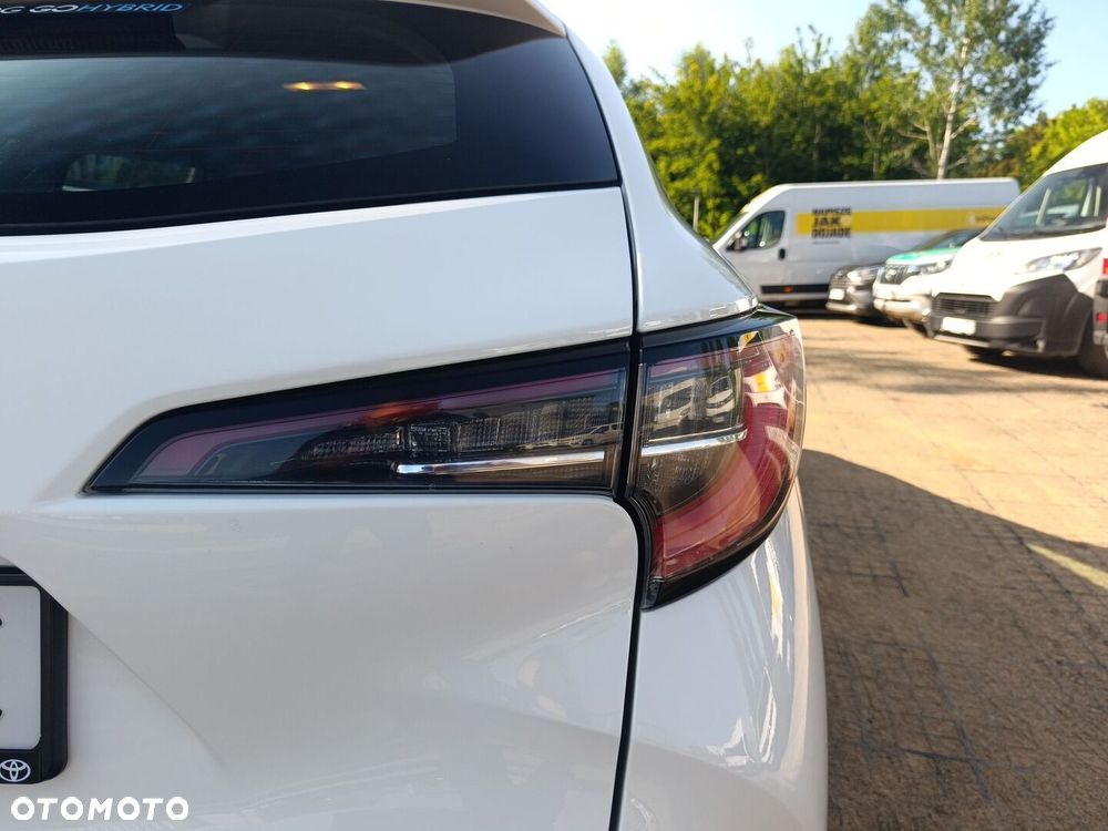 Toyota Corolla 1.8 Hybrid Comfort - 30