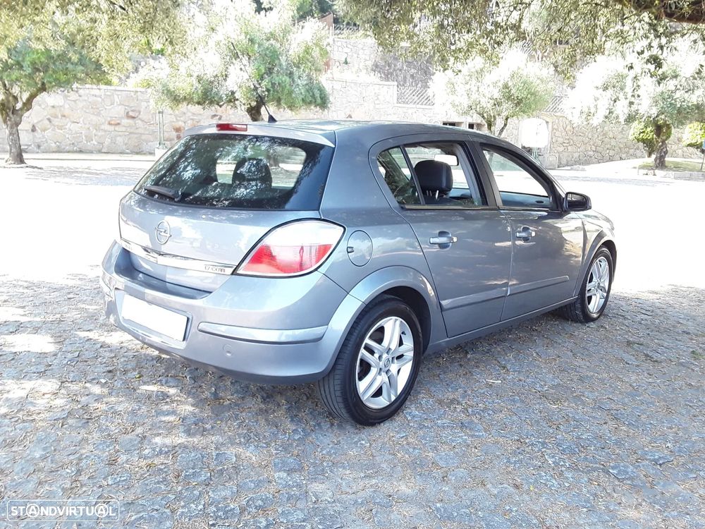 Opel Astra 1.7 CDTi Enjoy - 7