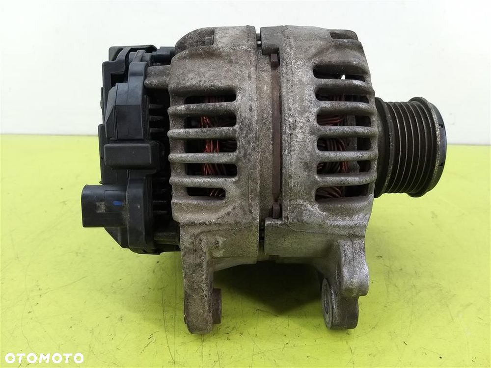Alternator Skoda Fabia II 2007-2014 1.6TDI 75KM BOSCH 90A  028903028D - 2