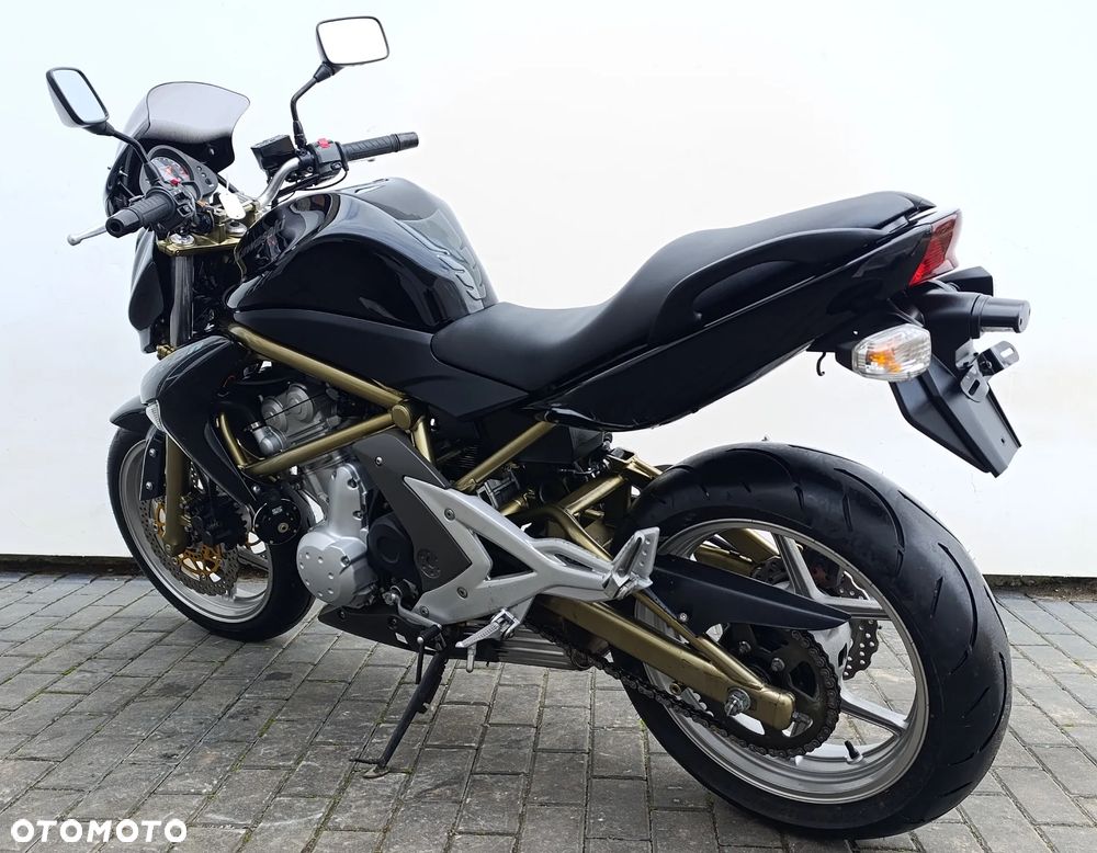 Kawasaki ER - 5