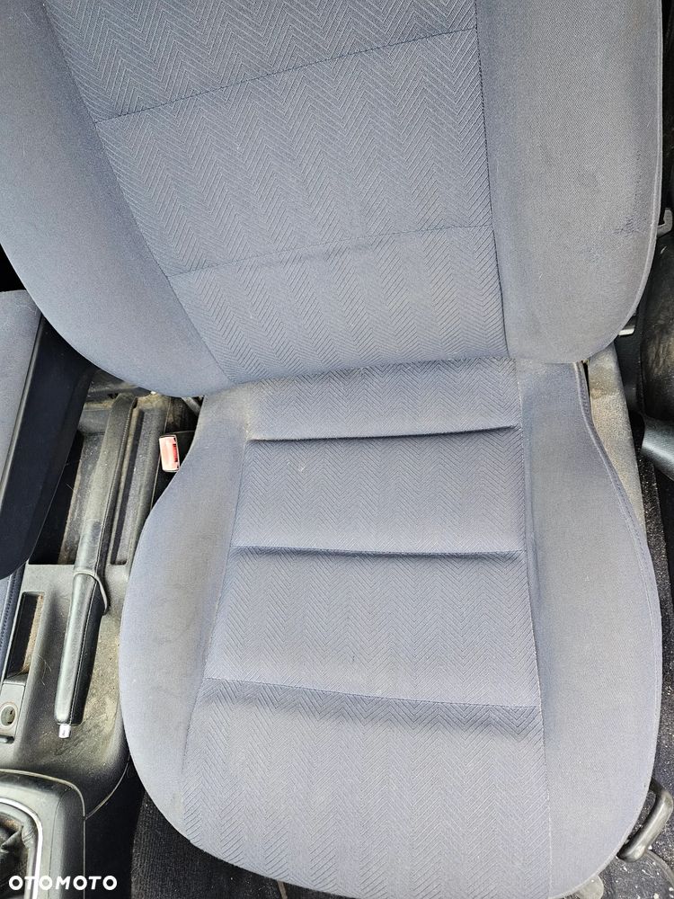 Audi A4 B5 lift fotel przód przedni prawy - 3