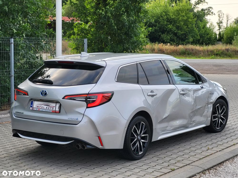 Toyota Corolla - 4