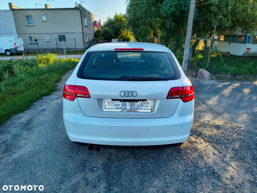 Audi A3 Sportback - 5