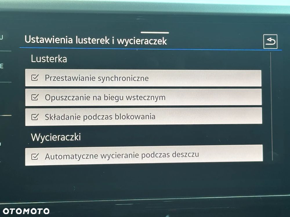 Volkswagen Arteon 2.0 TDI R-Line DSG - 29