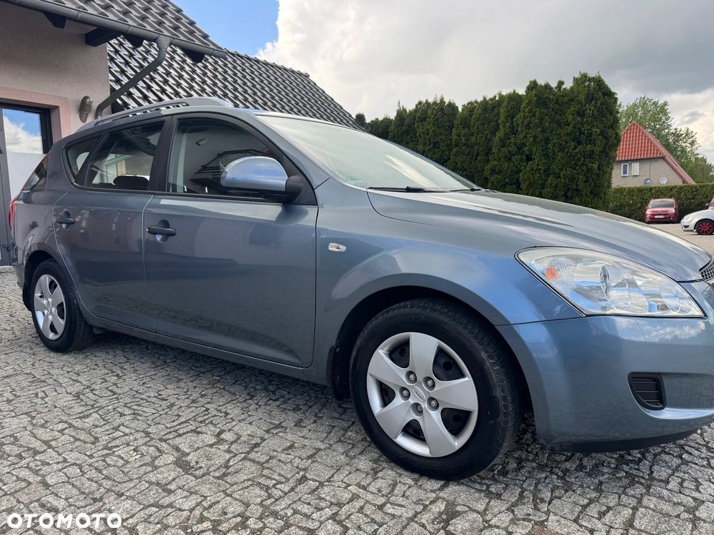Kia Ceed 1.4 Comfort - 11