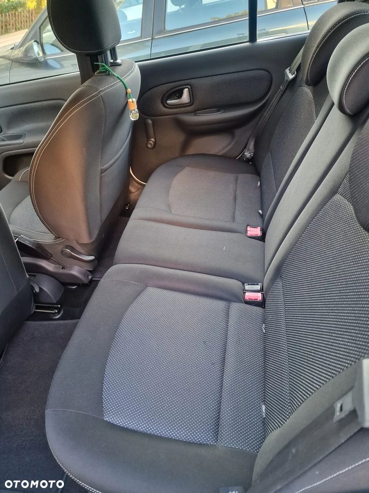 Renault Clio 1.2 Campus Authentique - 11