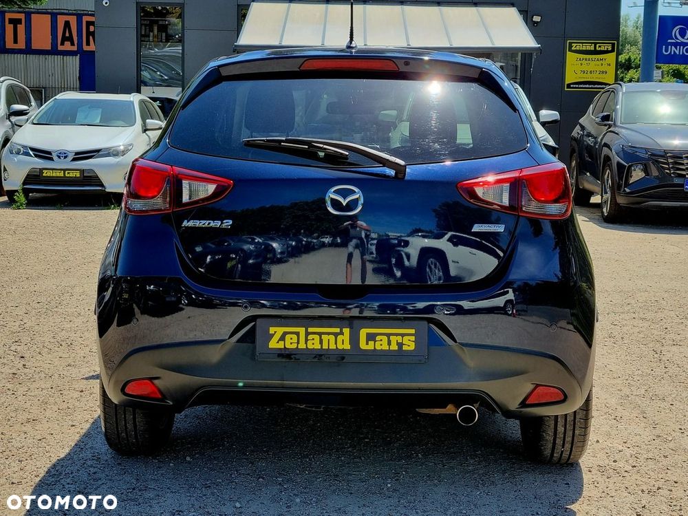 Mazda 2 - 6