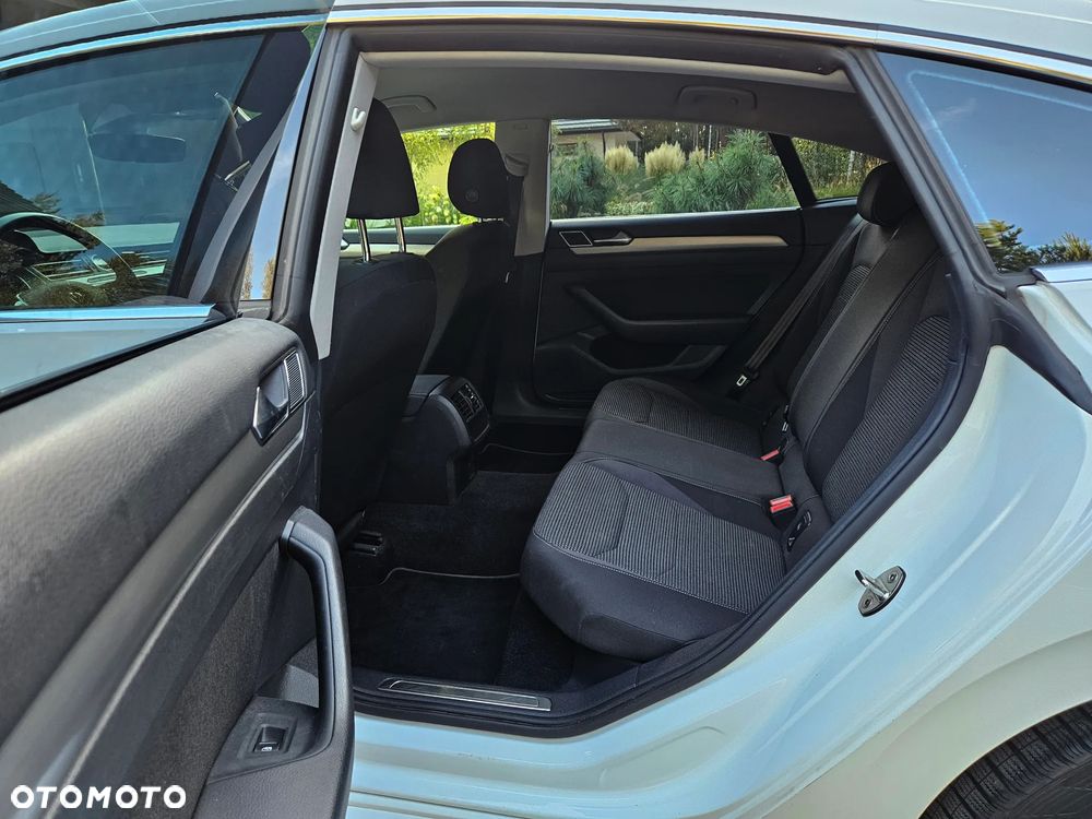Volkswagen Arteon 2.0 TSI Essence DSG - 26
