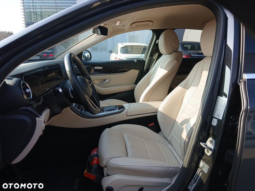 Mercedes-Benz Klasa E 400 d 4-Matic Avantgarde - 13