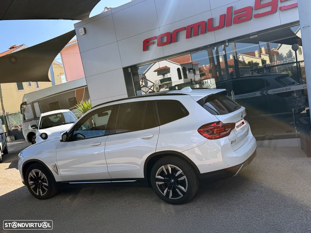 BMW iX3 Inspiring - 8