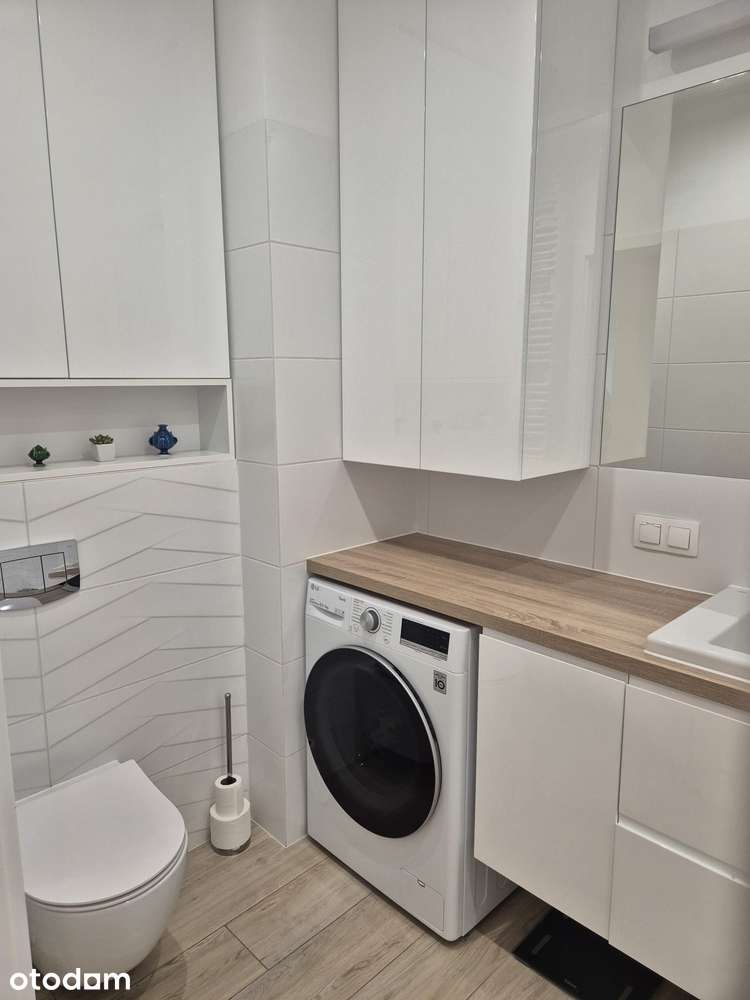 Wynajem 2-pokojowego apartamentowca w bloku 8 Dębów na Tymienieckiego