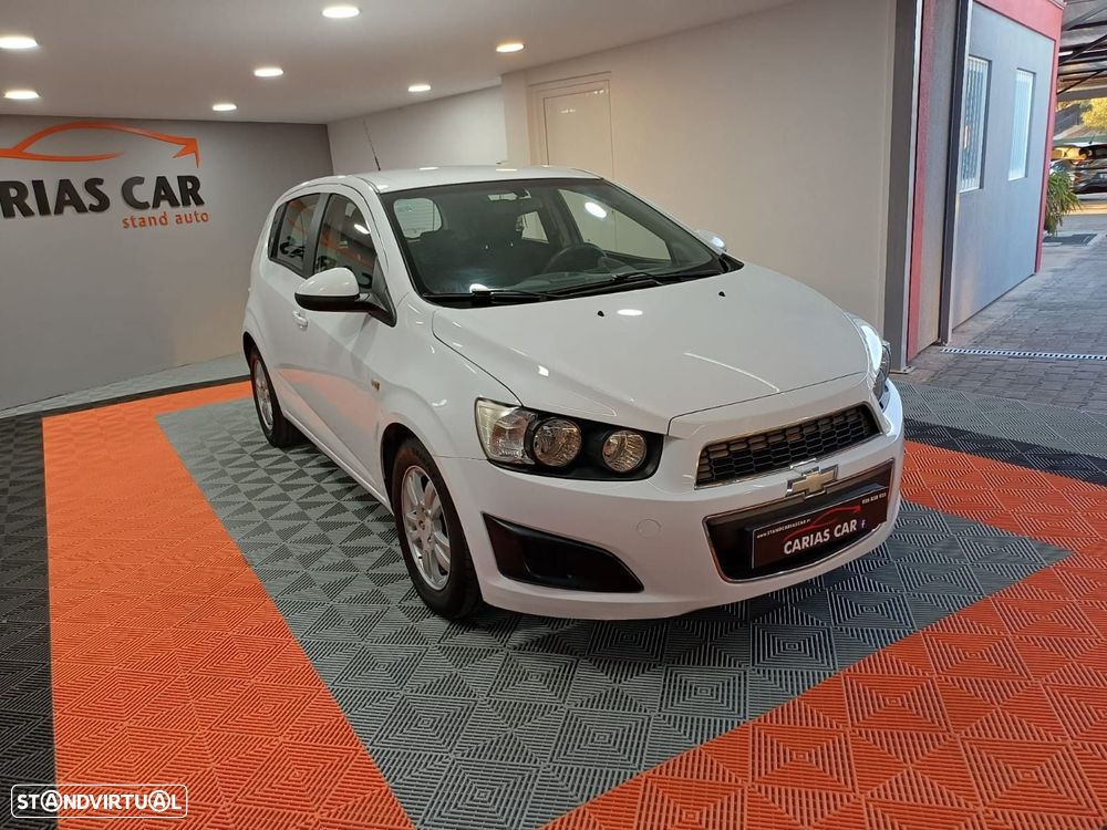 Chevrolet Aveo 1.2 LS - 2