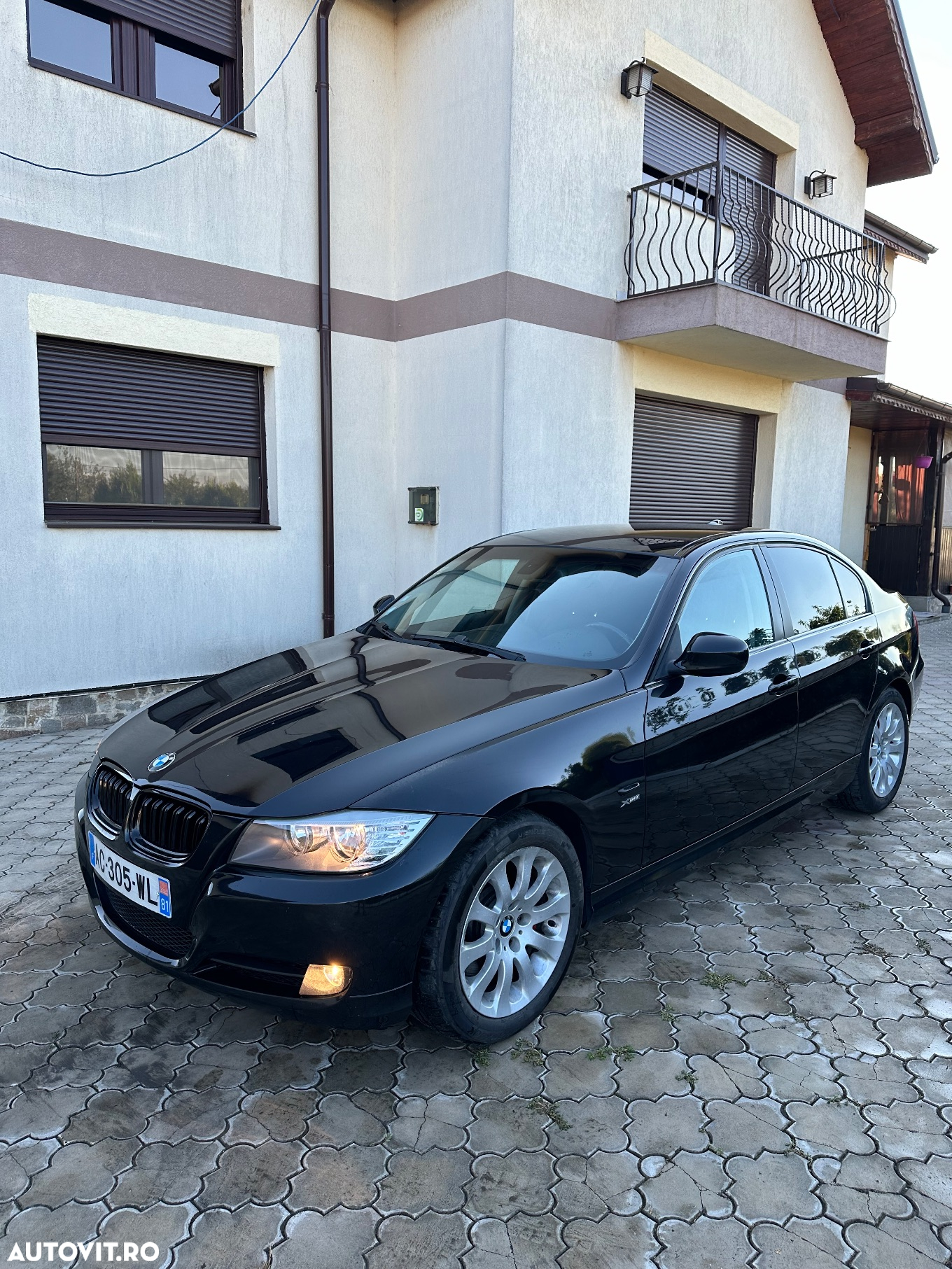 BMW Seria 3 330d xDrive DPF Touring Aut. Edition Exclusive - 6