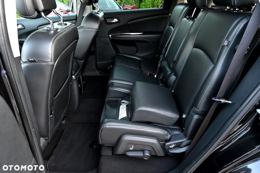 Fiat Freemont 2.0 Multijet Black Code AWD - 39