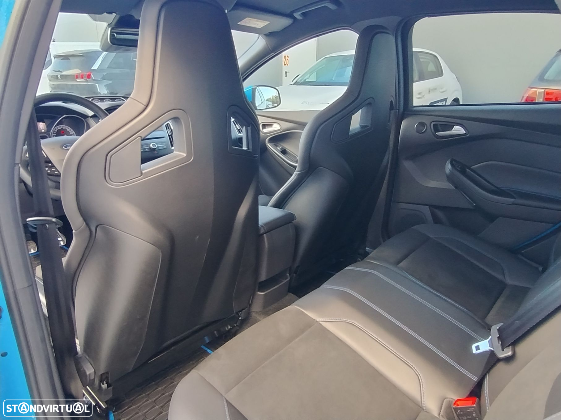 Ford Focus 2.3 EcoBoost RS - 26