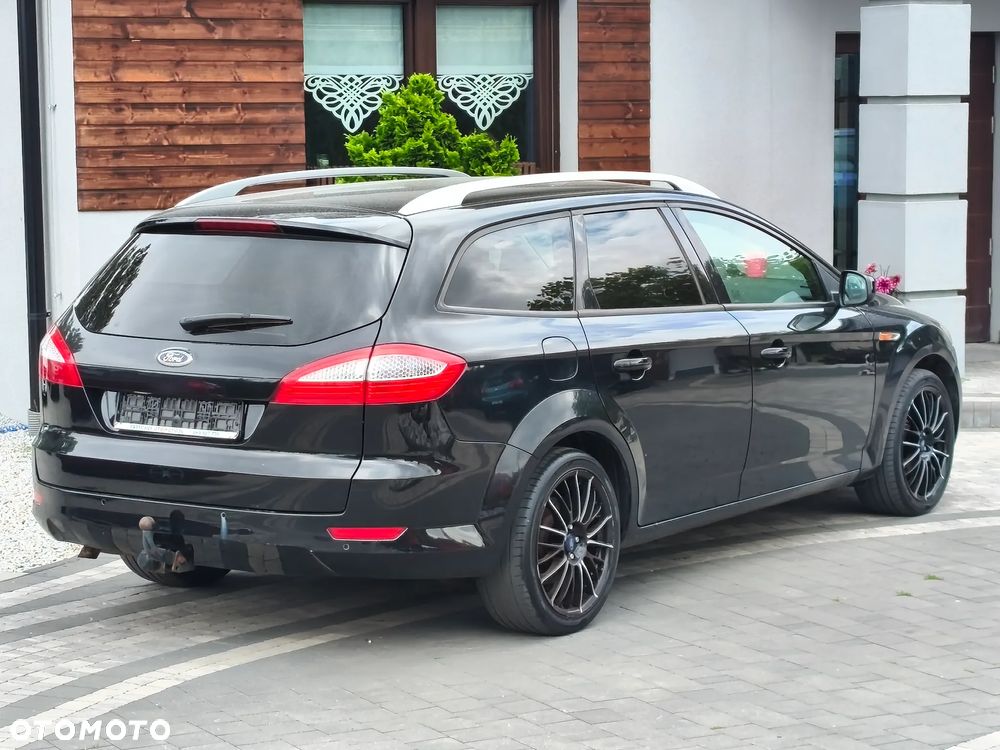 Ford Mondeo 2.0 TDCi Titanium - 17