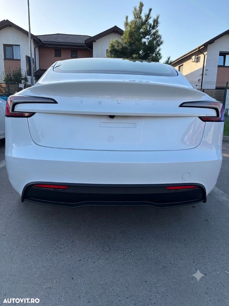 TESLA Model 3 2023 — imagine 7