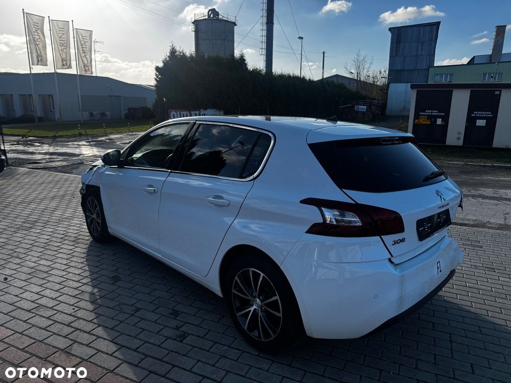 Peugeot 308 1.6 THP Active - 3