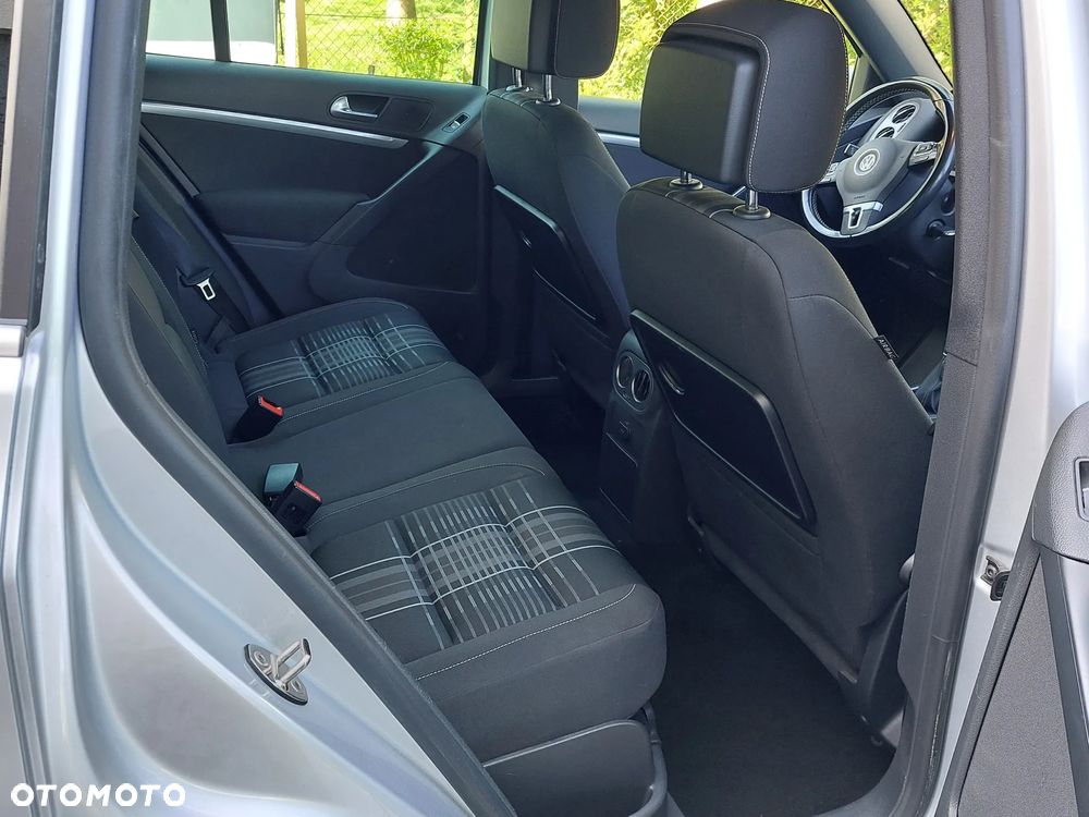 Volkswagen Tiguan 1.4 TSI BlueMotion Technology Lounge Sport & Style - 21
