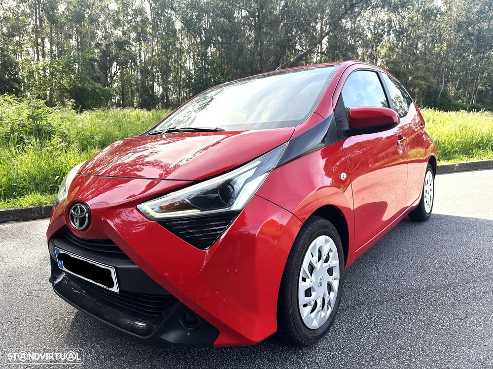 Toyota Aygo x-play - 2
