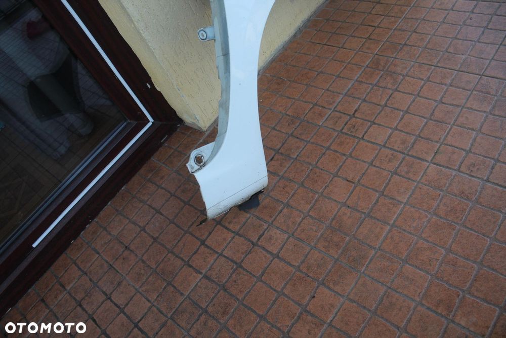 BŁOTNIK PRAWY PRZEDNI PRZÓD PEUGEOT 307 - 4