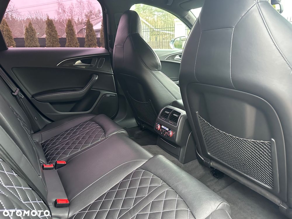 Audi S6 Avant - 26