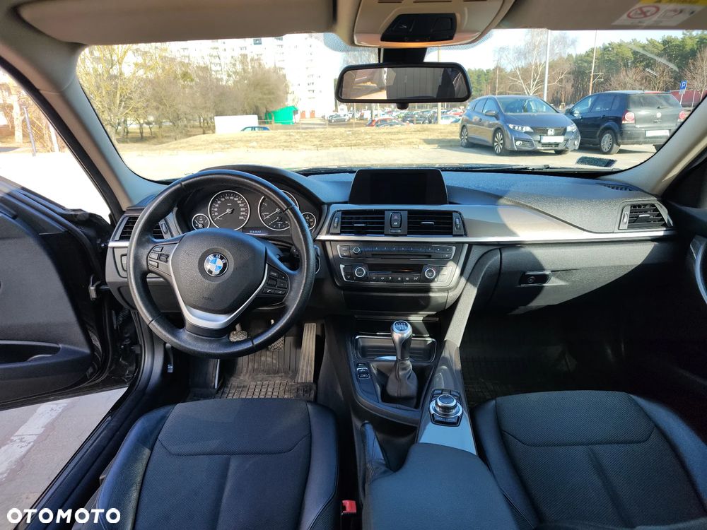 BMW Seria 3 316d Edition Luxury Line Purity - 17