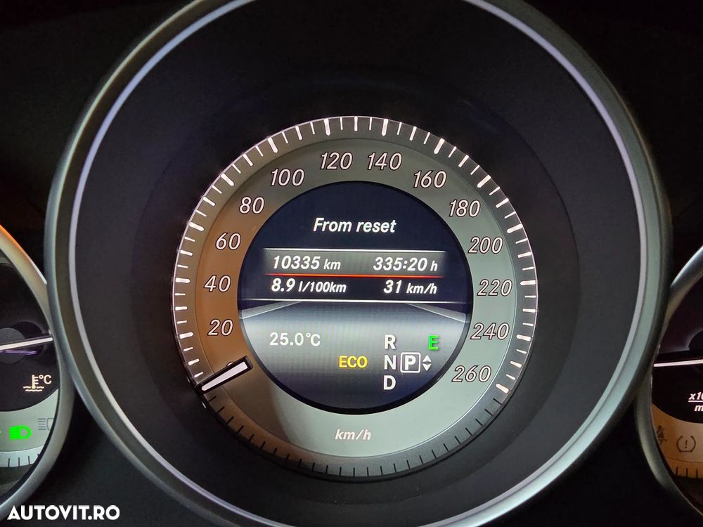 Mercedes-Benz E 220 BlueTEC 9G-TRONIC Avantgarde - 28