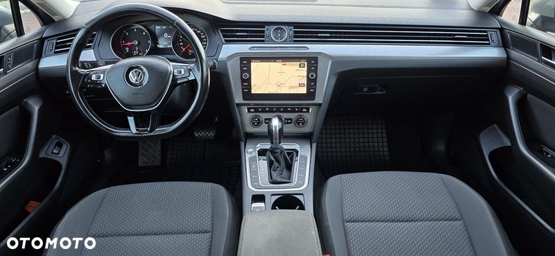 Volkswagen Passat 2.0 TDI SCR Comfortline DSG - 8