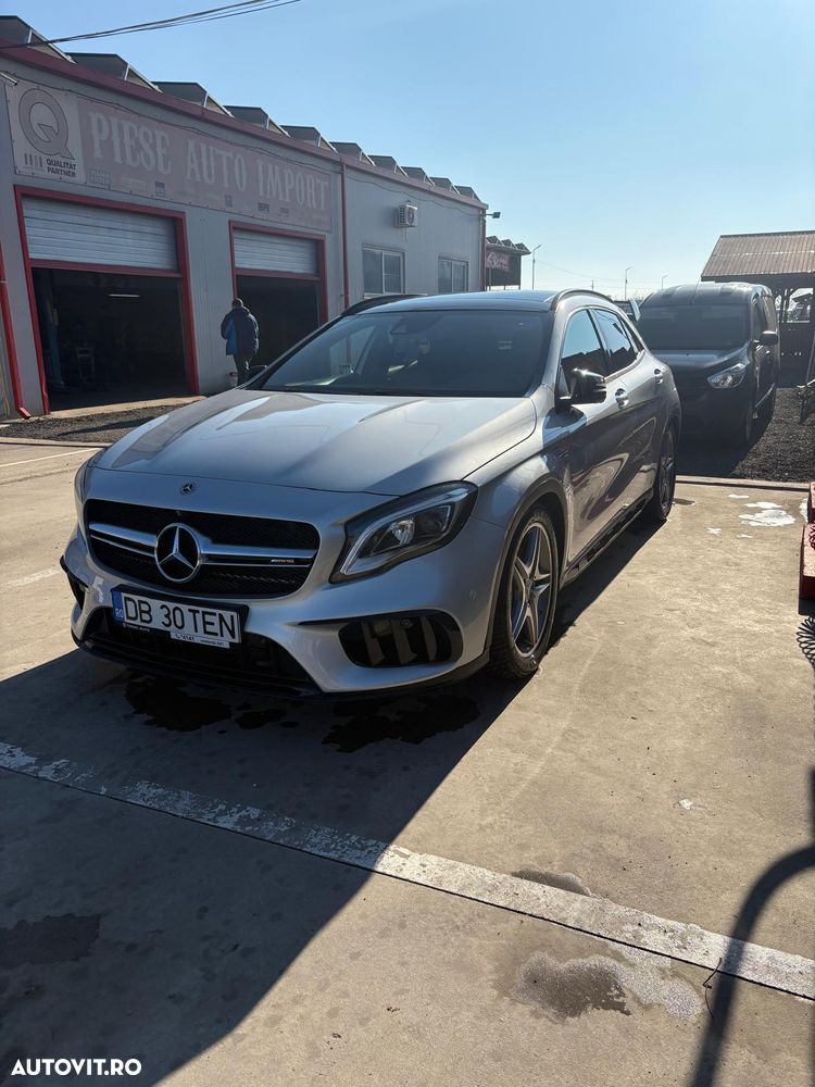 Mercedes-Benz GLA - 5