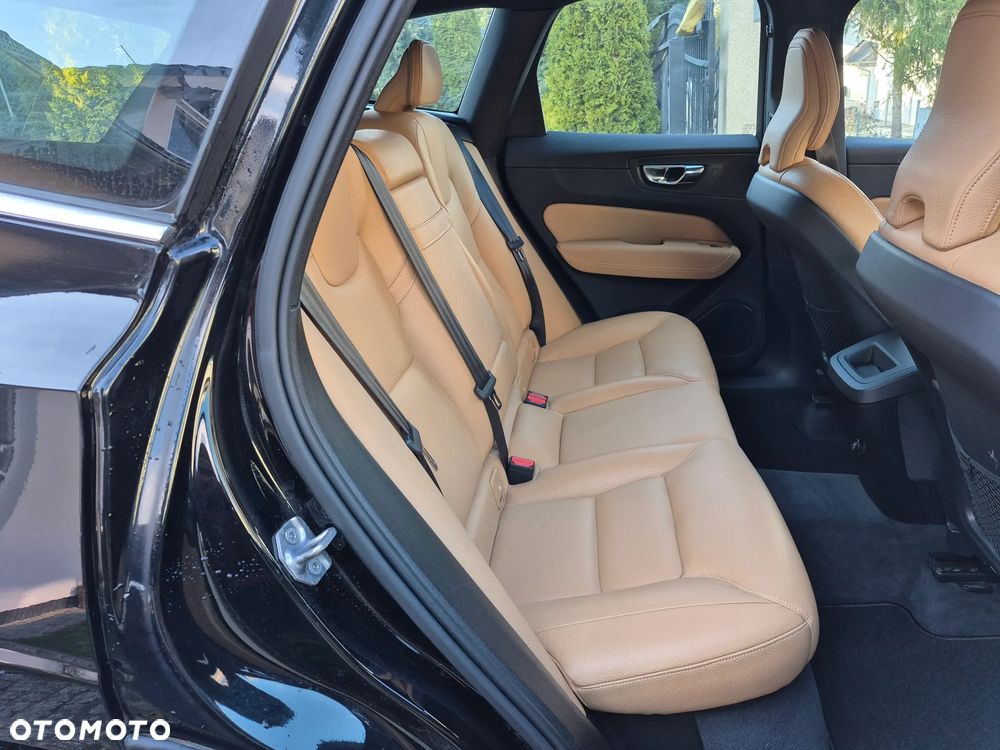 Volvo XC 60 D4 Momentum - 13