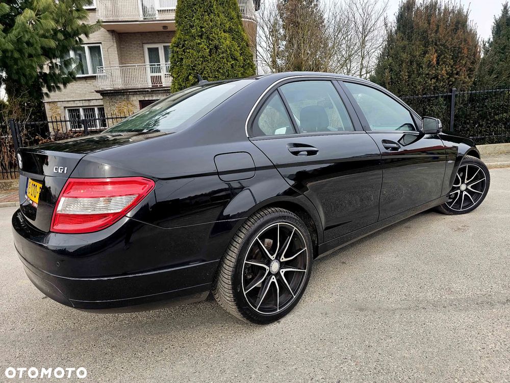 Mercedes-Benz Klasa C 180 CGI Automatik BlueEFFICIENCY SPORT EDITION - 5