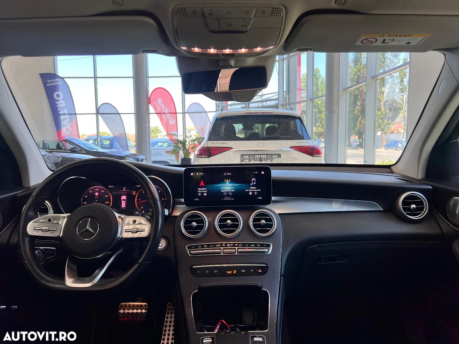 Mercedes-Benz GLC 300 d 4MATIC - 11
