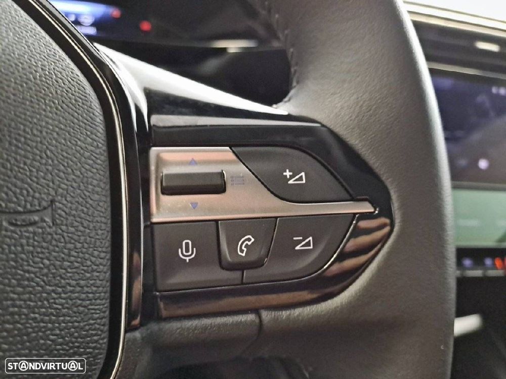 Peugeot 308 SW 1.2 PureTech Allure Pack - 17